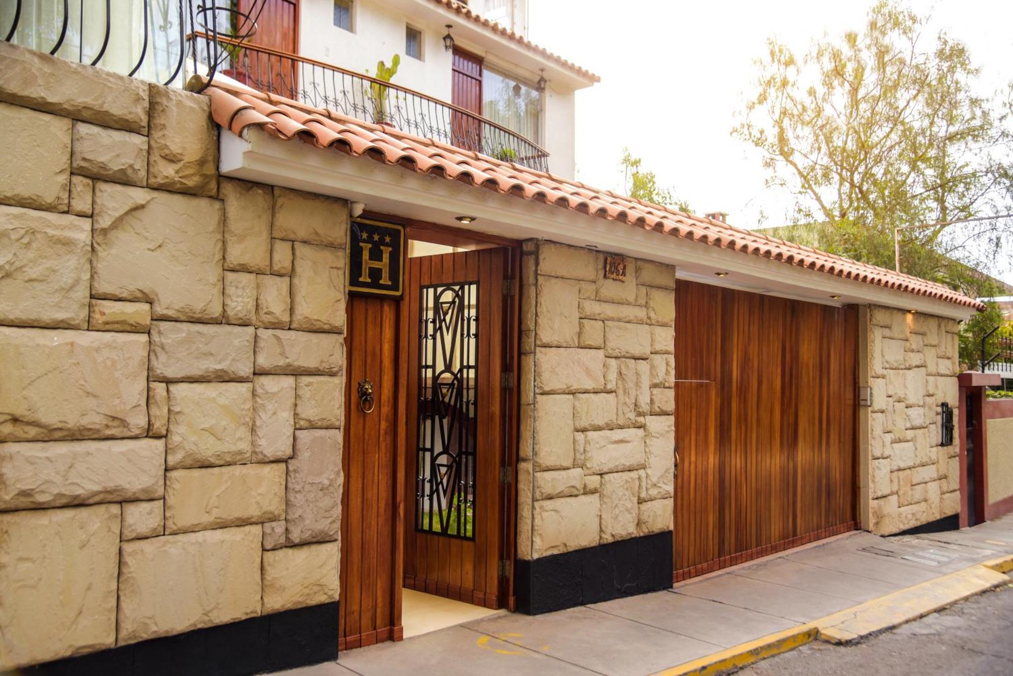 Benavides 3*
