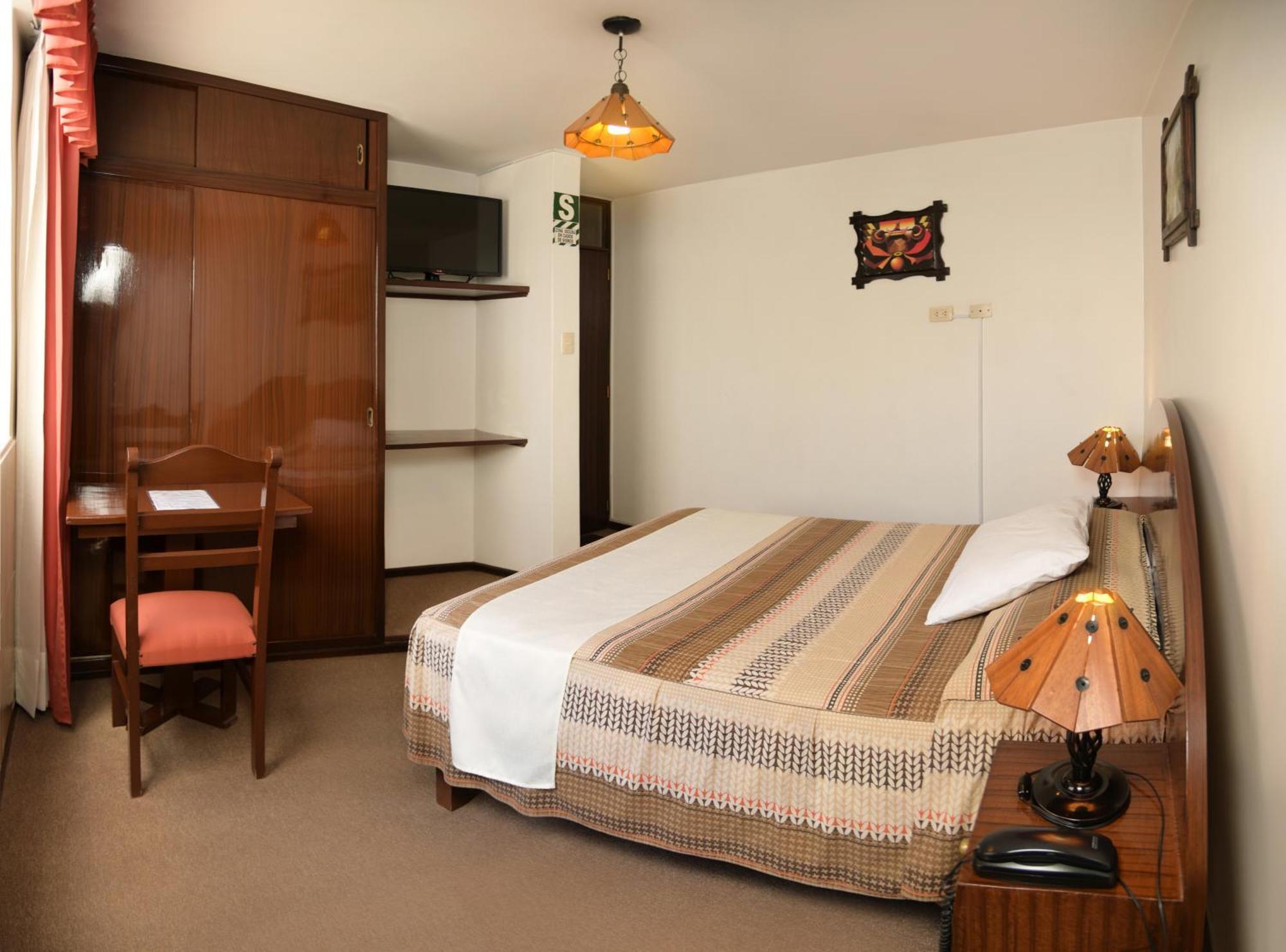 Benavides Hotel